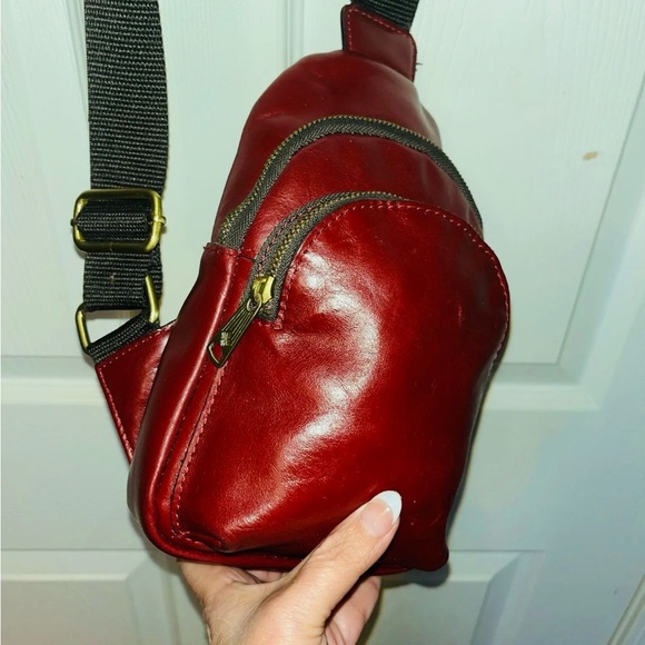 Patricia Nash Slingpack/Crossbody Bag! Beautiful Burgundy! ? main image 5